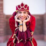 How should tourists dress while visiting Iran How should tourists dress while visiting Iran