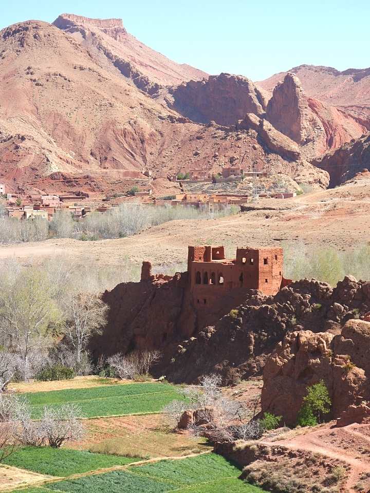 4 day Marrakech to Fes Desert Tour Itineraries 4-day Marrakech to Fes Desert Tour