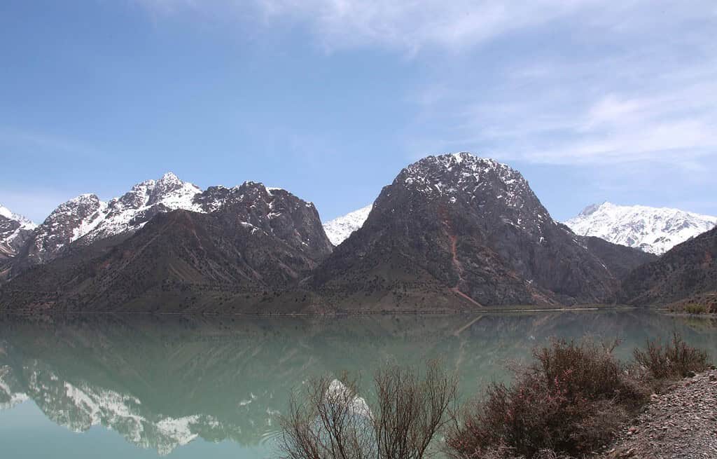 Mountain Lake Iskanderkul Tajikistan Mountain Lake Iskanderkul Tajikistan