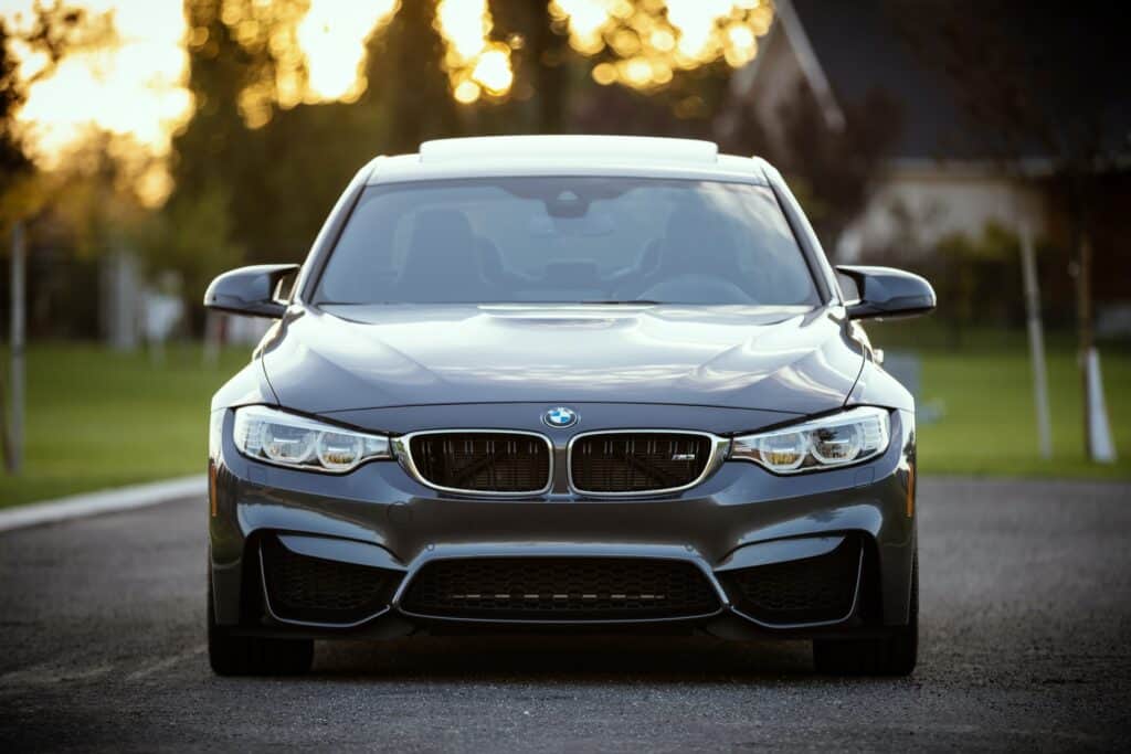 benjamin child 7Cdw956mZ4w unsplash Uncategorised The Top 5 Points about Vehicle Insurance benjamin child 7Cdw956mZ4w unsplash
