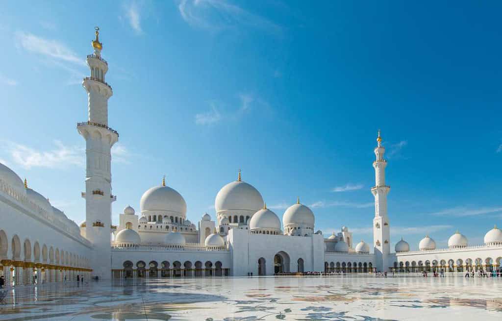 Sheikh Zayed Mosque Abu Dhabi United Arab Emirates Sheikh Zayed Mosque Abu Dhabi United Arab Emirates