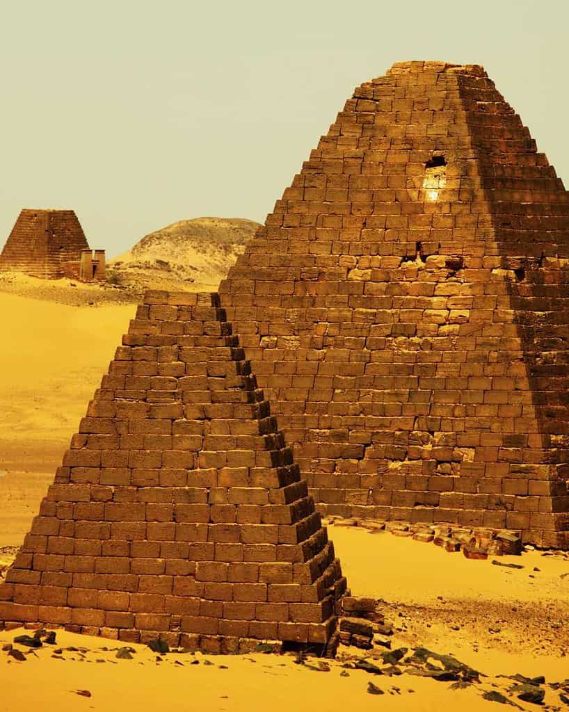 Vertical photos 2 Travel Destinations, Africa, Featured Tours in Sudan