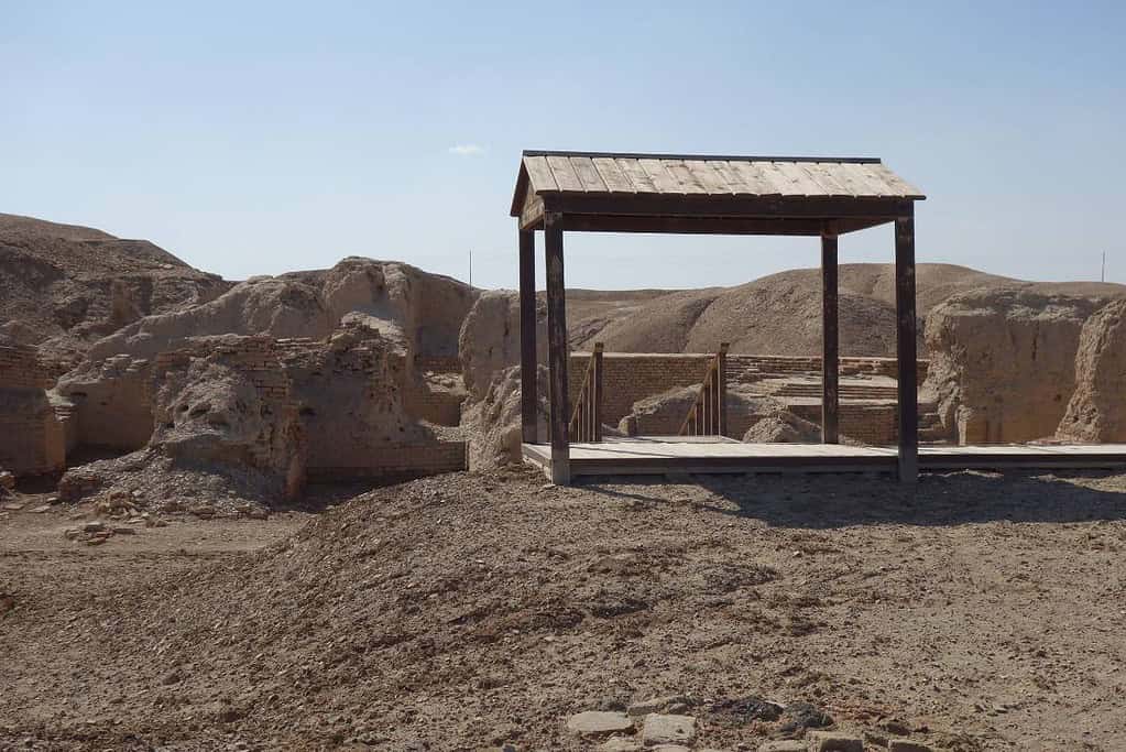 Ancient city of Ur in Iraq 8 Ancient city of Ur in Iraq