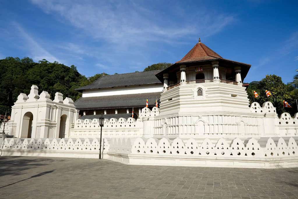 Sri Dalada Maligawa Sri Lanka