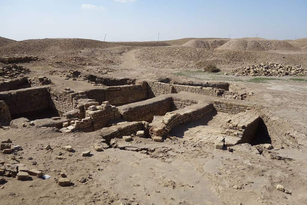 Ur Archaeological City 6 Ur Archaeological City