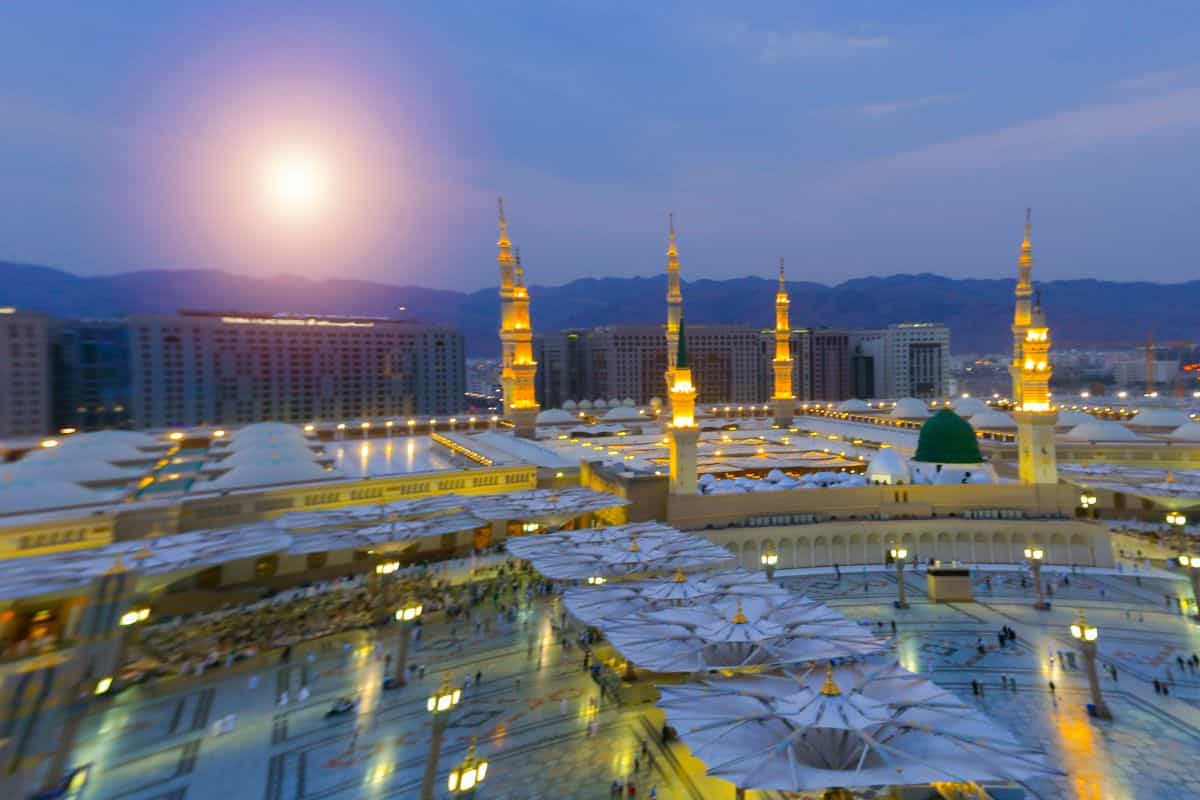 Al-Masjid an-Nabawi (The Prophet's Mosque)