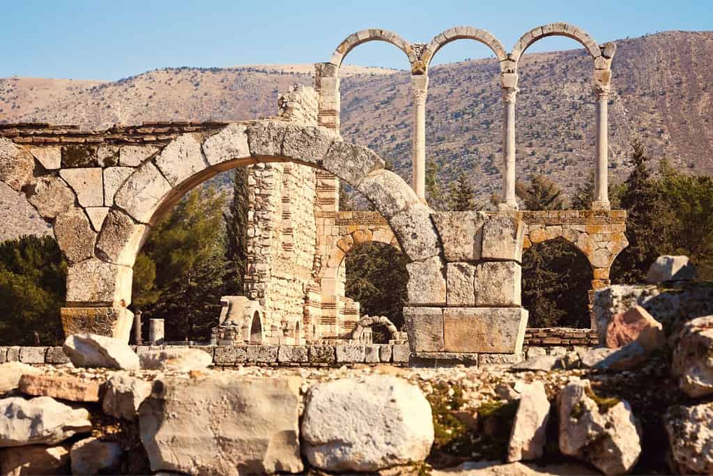 Anjar 4 Anjar