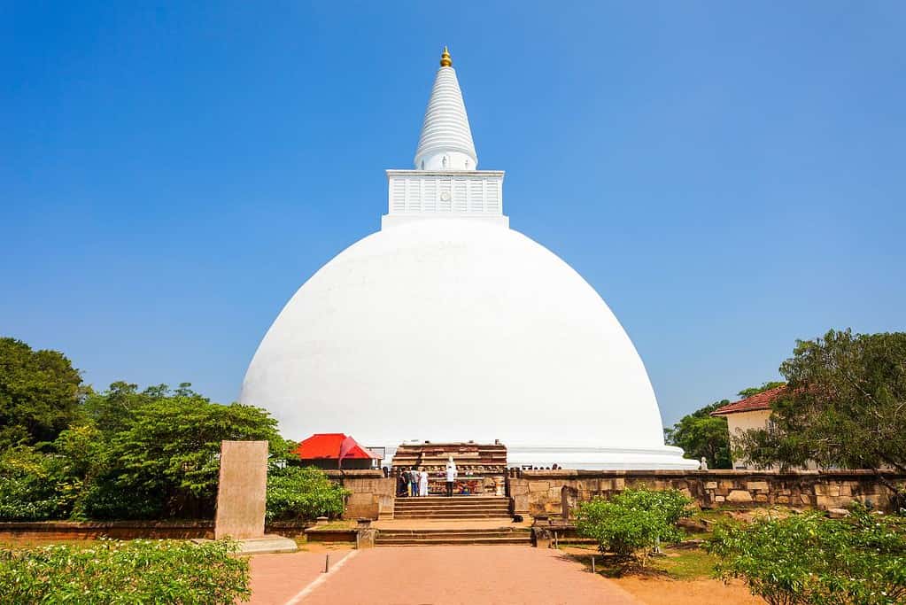 Anuradhapura Ancient City 6 Anuradhapura Ancient City