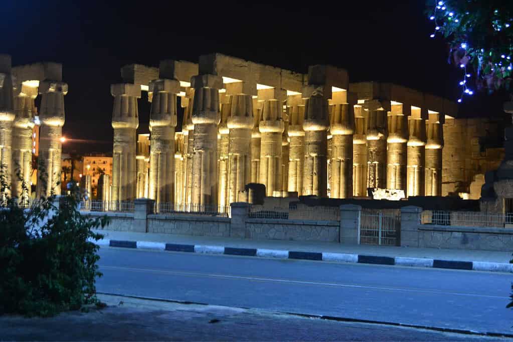 Luxor Complex 10 Luxor Complex