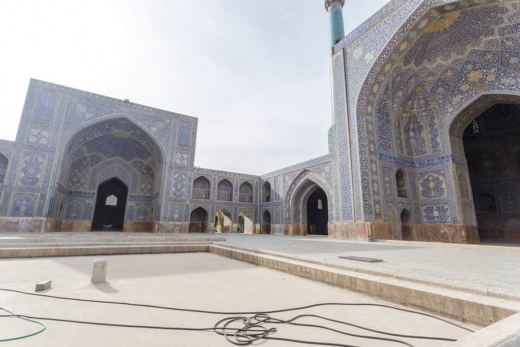 Shah Mosque of Isfahan 9 Shah Mosque of Isfahan