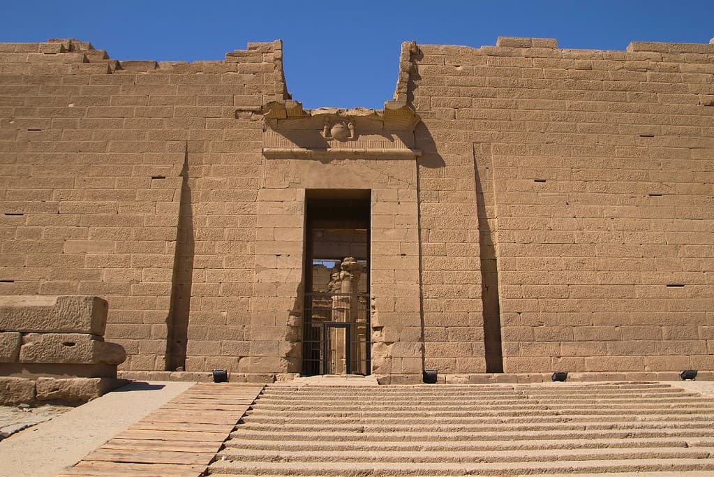 Temple of Kalabsha 6 Temple of Kalabsha
