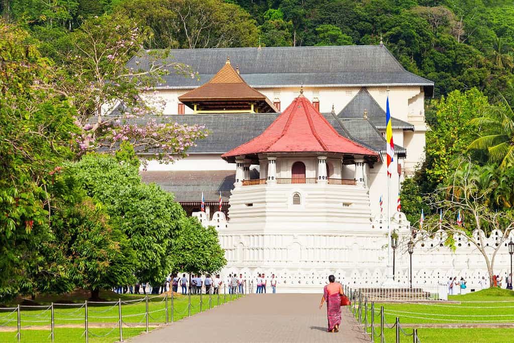 Temple of the Sacred Tooth Relic Sri Lanka Temple of the Sacred Tooth Relic Sri Lanka