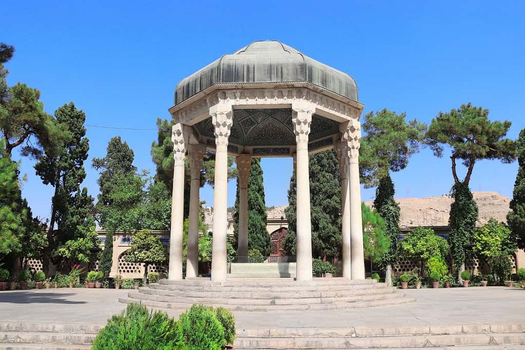 Tomb of Hafez Iran 1 Travel to the Tomb of Hafez