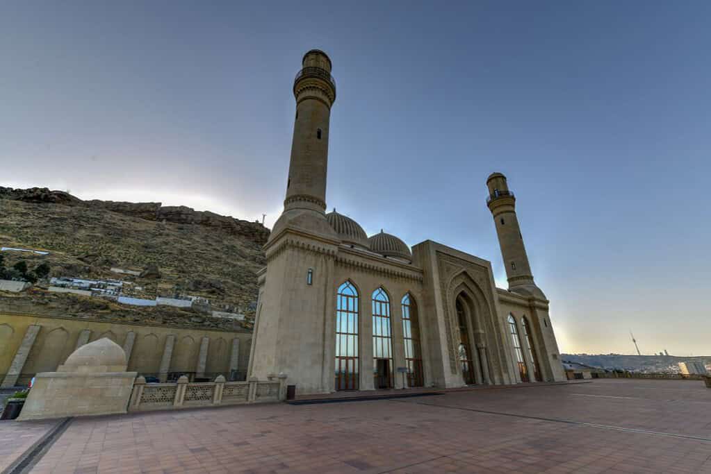 Travel to Bibi Heybat Mosque Travel to Bibi-Heybat Mosque