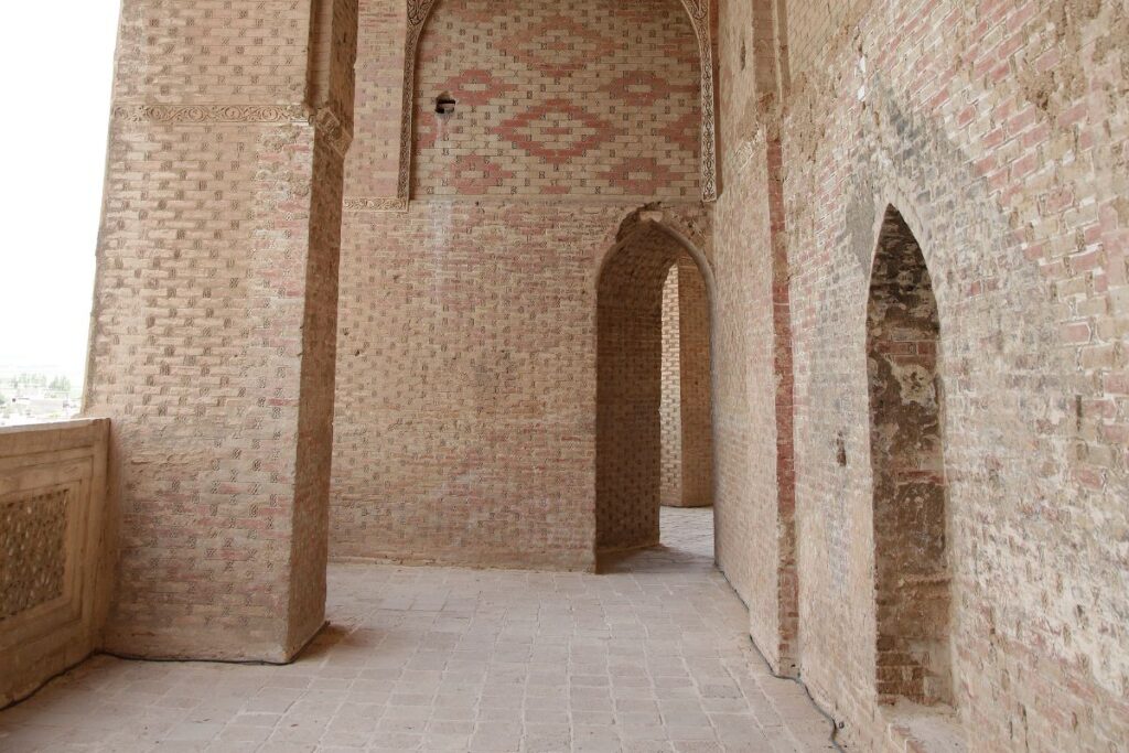 Travel to Soltaniyeh Dome Travel to Soltaniyeh Dome