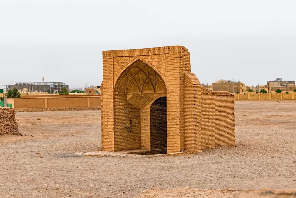Travel to Towers of Silence Travel to Towers of Silence
