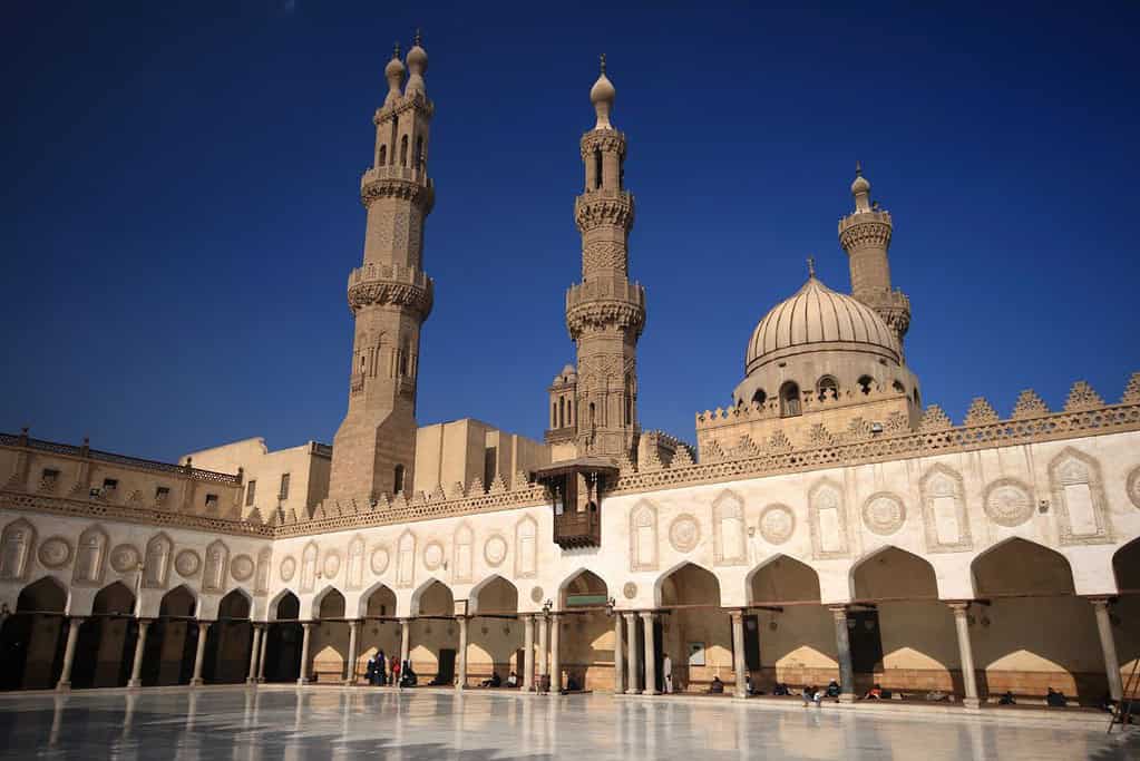 Visit Al Azhar Mosque Visit Al-Azhar Mosque