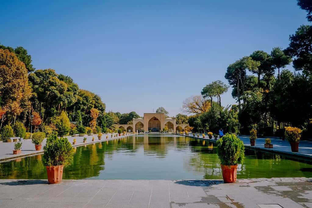 Visit Chehel Sotoun Visit Chehel Sotoun