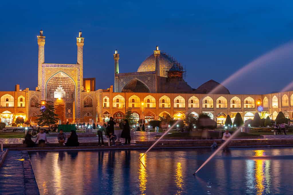 Visit Shah Mosque of Isfahan Visit Shah Mosque of Isfahan