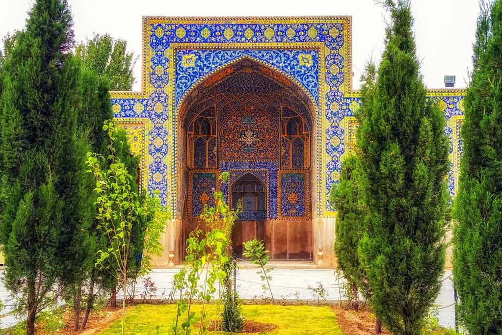 Visit Sheikh Lotfollah Mosque Visit Sheikh Lotfollah Mosque