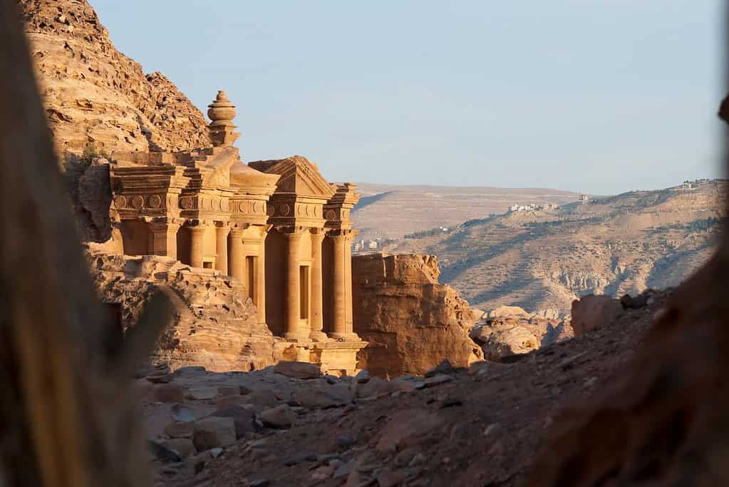 Al Deir 3 Al-Deir