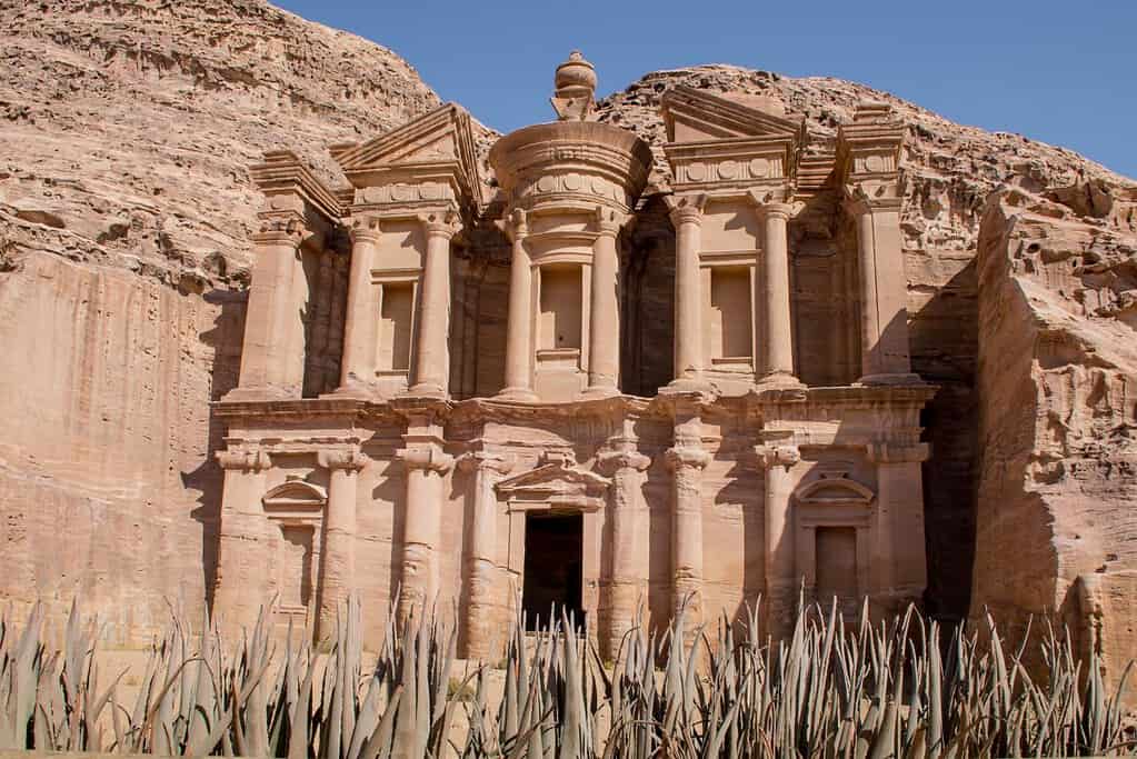 Al Deir 5 Al-Deir