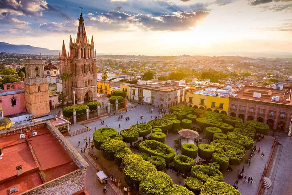 Protective town of San Miguel and the Sanctuary of Jesus Nazareno de Atotonilco UNESCO sites Protective town of San Miguel and the Sanctuary of Jesús Nazareno de Atotonilco