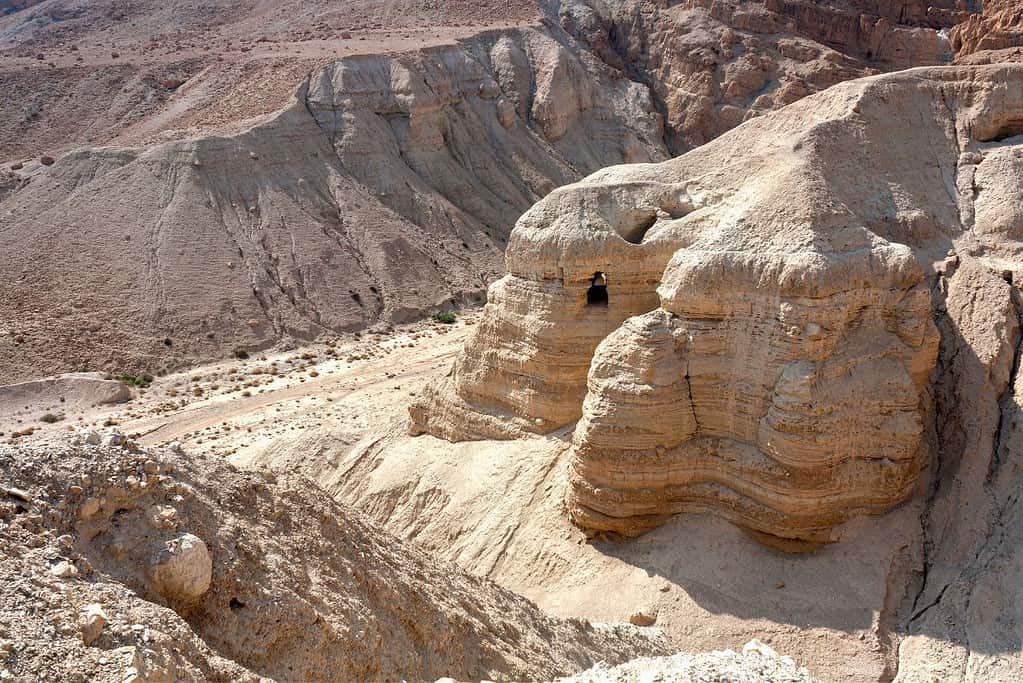 Qumran Caves Palestine 2 Qumran Caves - Palestine