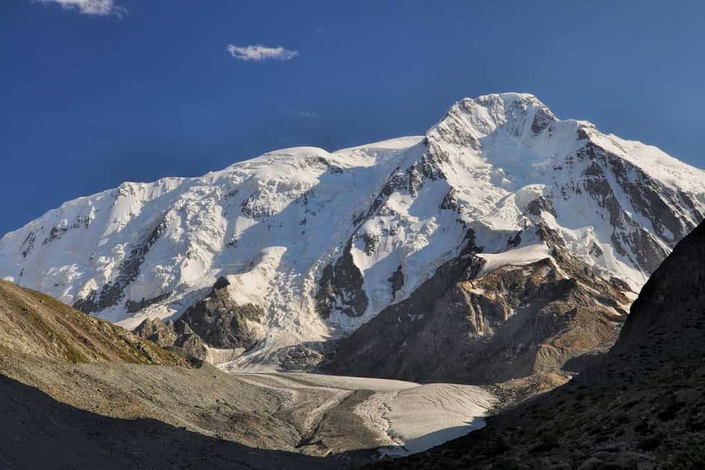 Silk Roads the Routes Network of Changan Tianshan Corridor Silk Roads_ the Routes Network of Chang'an-Tianshan Corridor