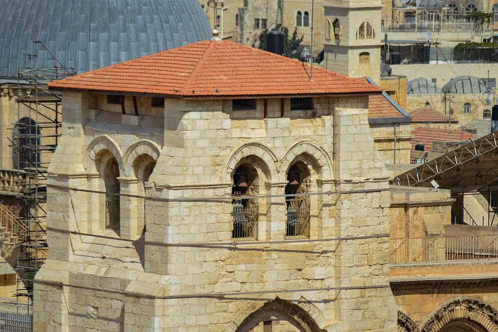 The Church of the Holy Sepulchre 7 The Church of the Holy Sepulchre