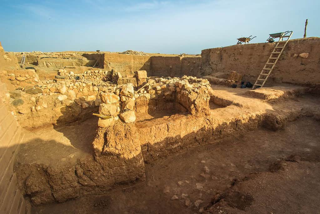 Travel to Ebla Travel to Ebla