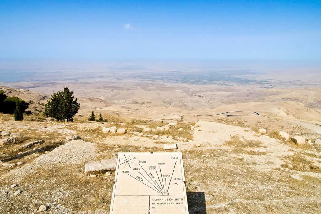 Travel to Mount Nebo Travel to Mount Nebo
