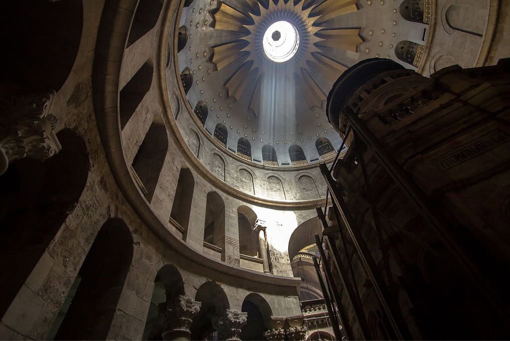 Travel to The Church of the Holy Sepulchre Travel to The Church of the Holy Sepulchre