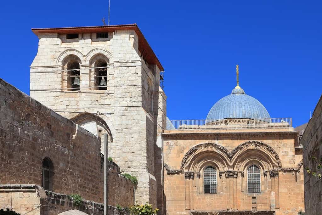 Visit The Church of the Holy Sepulchre Visit The Church of the Holy Sepulchre