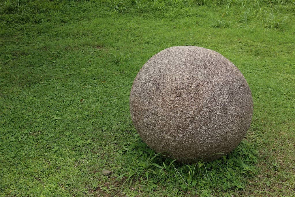 Precolumbian Chiefdom Settlements with Stone Spheres of the Diquis UNESCO sites Precolumbian Chiefdom Settlements with Stone Spheres of the Diquís