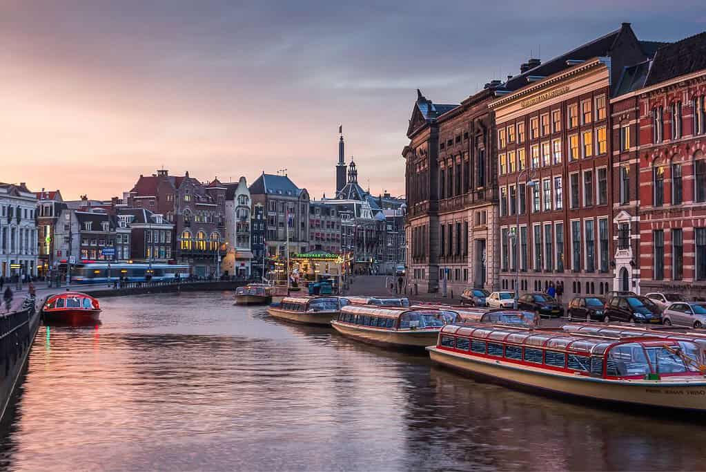 Seventeenth Century Canal Ring Area of Amsterdam inside the Singelgracht UNESCO sites Seventeenth-Century Canal Ring Area of Amsterdam inside the Singelgracht