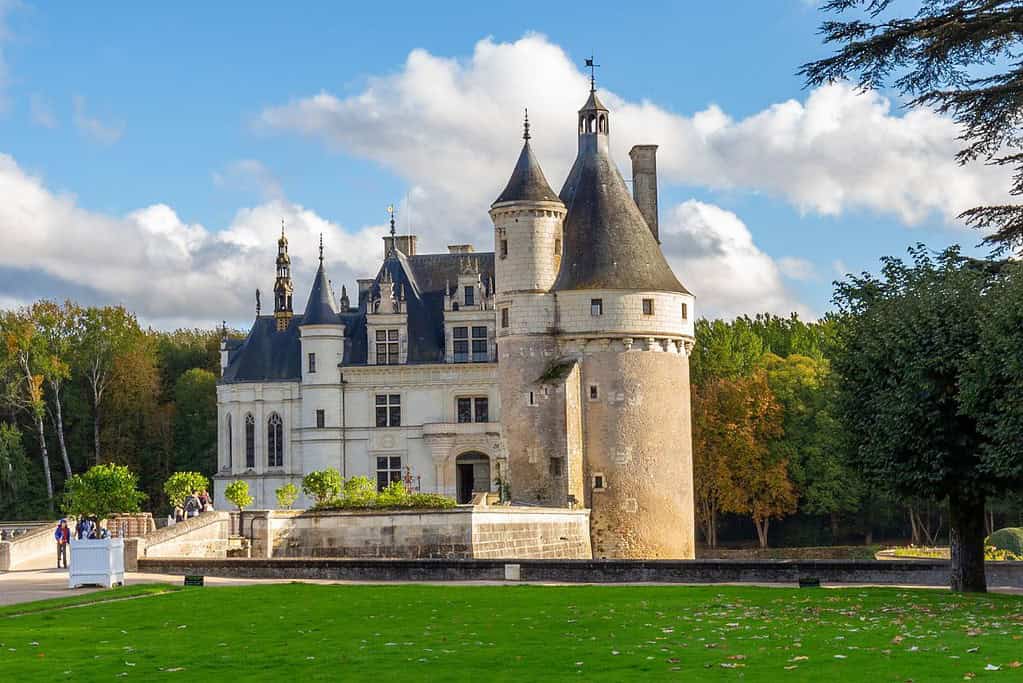 The Loire Valley between Sully sur Loire and Chalonnes UNESCO sites The Loire Valley between Sully-sur-Loire and Chalonnes