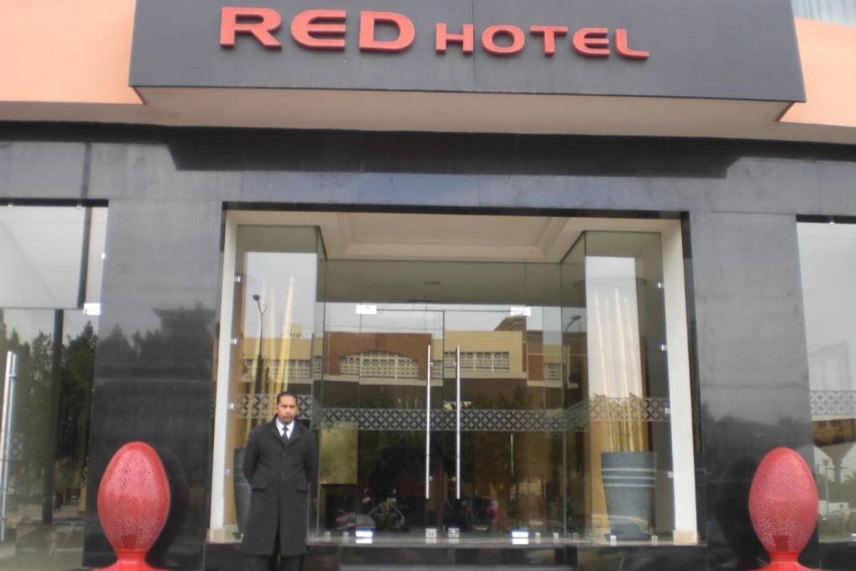 Red Hotel