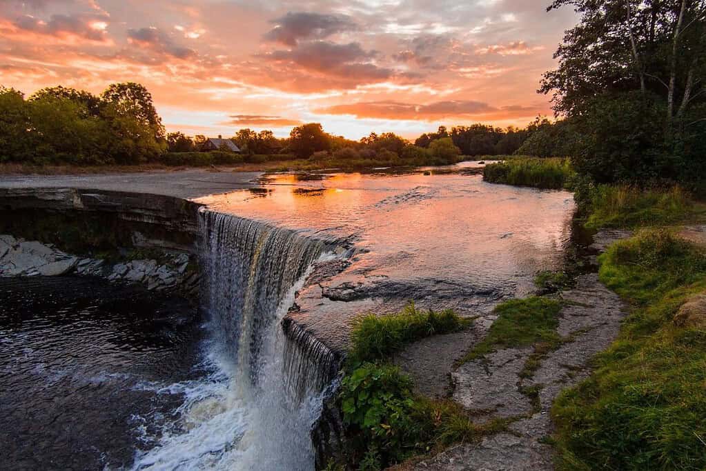 Iguazu Falls 8 Attractions Iguazu Falls