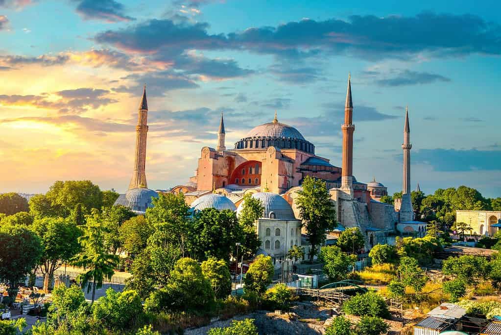 Istanbul Monthly Travel Istanbul