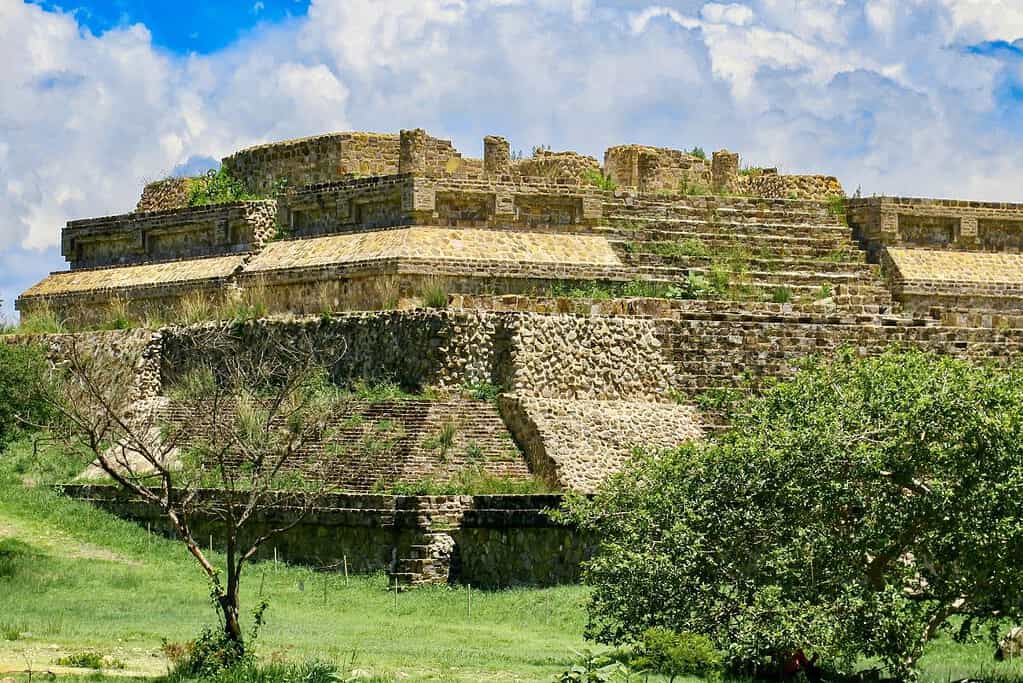 Monte Alban 2 Attractions Monte Albán