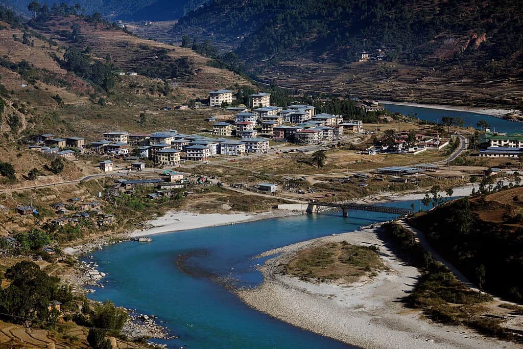 Bhutan 2 Bhutan, Geography Geography of Bhutan Bhutan 2