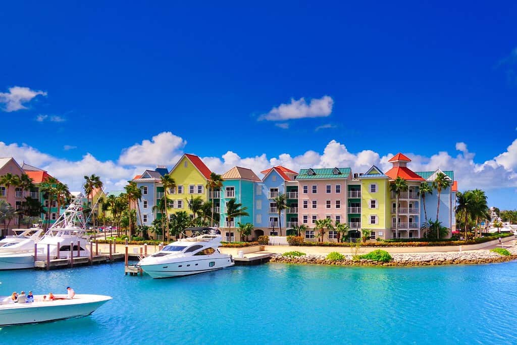 Nassau Bay Street Travel Destinations, Americas Nassau Bay Street