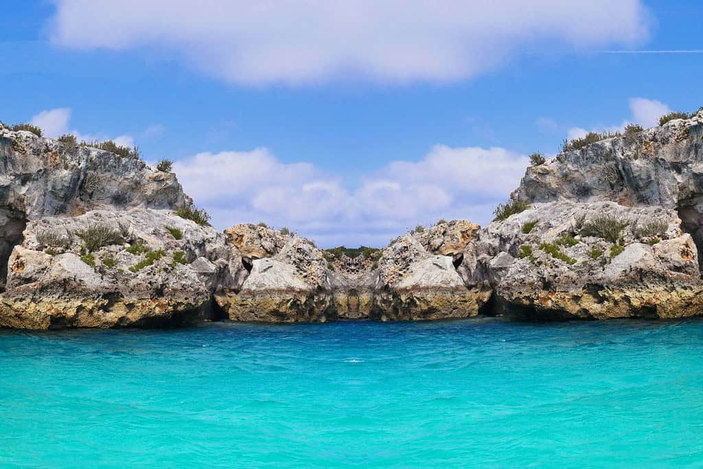 Thunderball Grotto Travel Destinations, Americas Thunderball Grotto