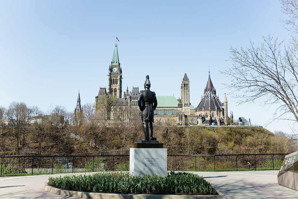 Statues of Parliament Hill in Ottawa Travel Destinations, Americas Statues of Parliament Hill in Ottawa