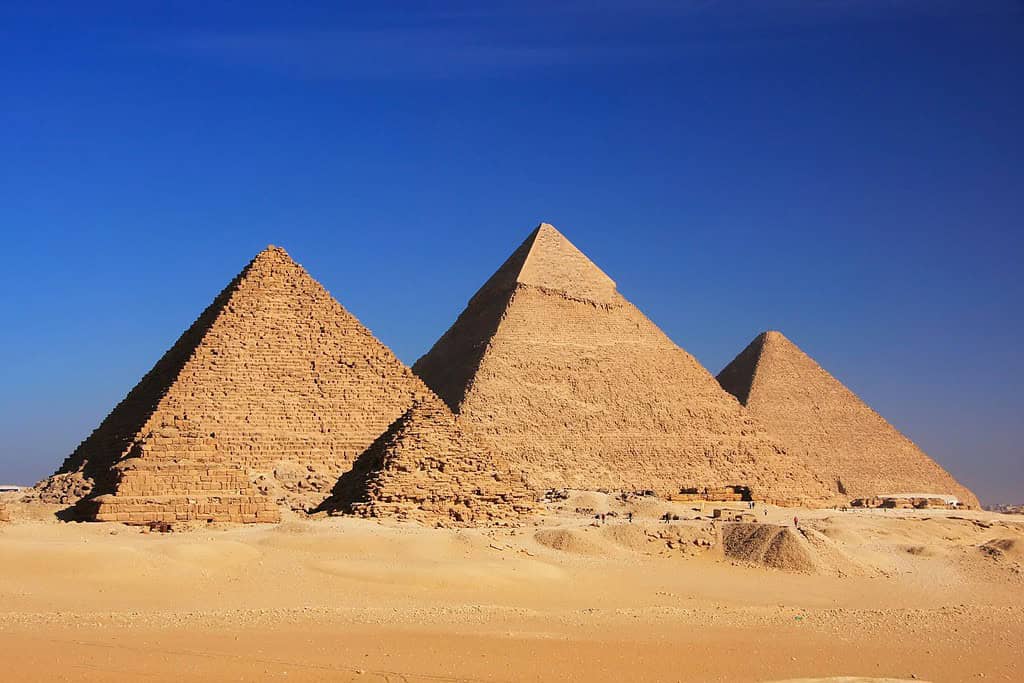 Giza Pyramids 1 Attractions Middle Eastern Capitals Guide: The Best Places to Visit Giza Pyramids 1
